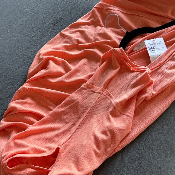 Plus size tunic - Picture 5 of 6